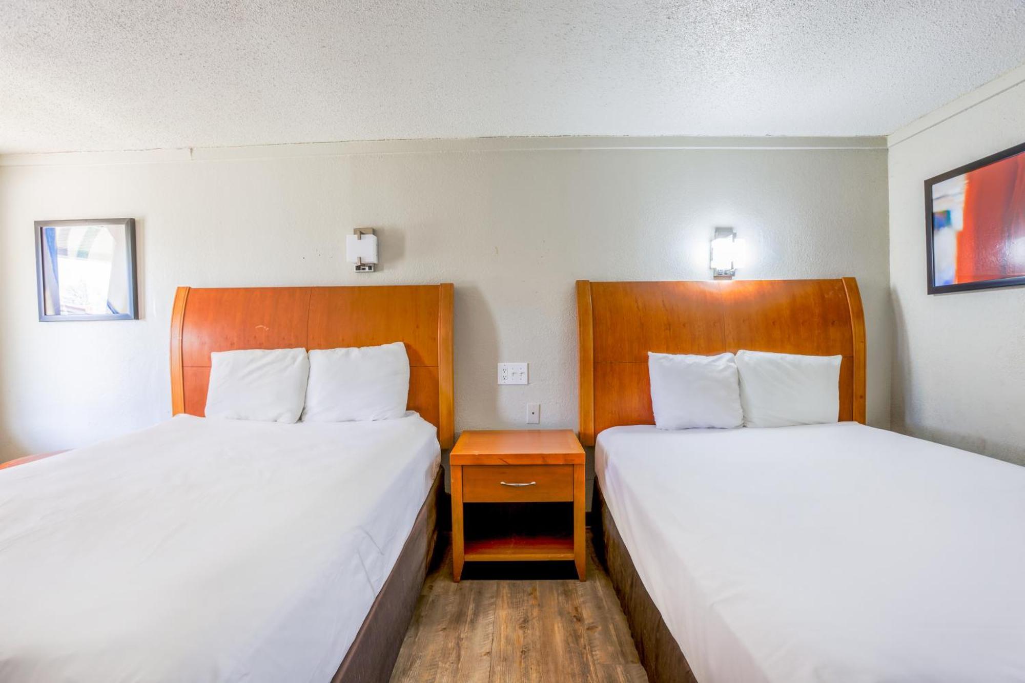 Cozy Garden Inn By Oyo Hwy 40 Richmond Exterior foto